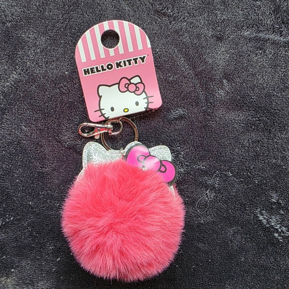 New Sanrio Hello Kitty and Friends Girl's Pink Pom Pom Keychain Hello Kitty cat